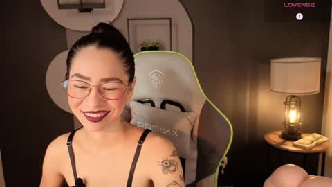 Snapshot of rosse_98_ chatting on 16, 7, 2026 Miss Rosse online show from 16, 7, 2026