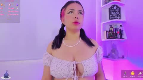   online show from 28, 10, 2025