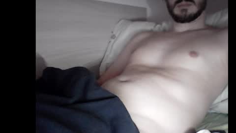 Snapshot of rossini90 chatting on 5, 4, 2026 rossini90 online show from 5, 4, 2026