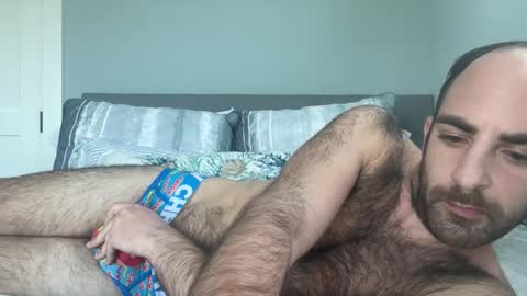 Snapshot of rossy510 chatting on 12, 5, 2026 Ross online show from 12, 5, 2026