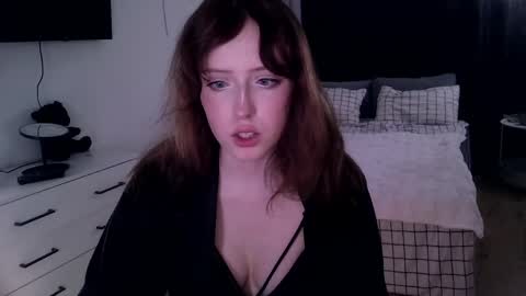 rosy_petal online show from 1, 6, 2026
