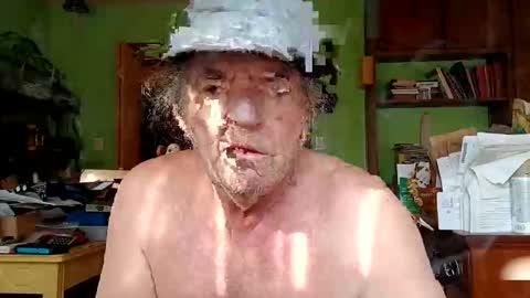 Snapshot of rotorranch chatting on 12, 11, 2025 rotorranch online show from 12, 11, 2025