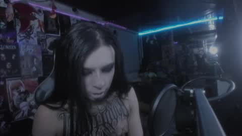 Snapshot of rotten_dreams chatting on 7, 3, 2025 rot online show from 7, 3, 2025