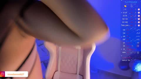    online show from 1, 1, 2025