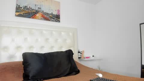 rouse_sexy_hotxx77 online show from 26, 5, 2026