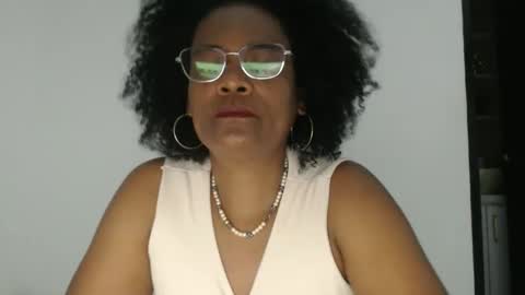 luxa online show from 23, 10, 2025