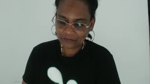 luxa online show from 28, 10, 2025