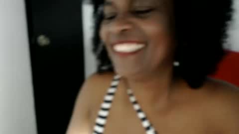 Snapshot of roushlove chatting on 20, 5, 2026 luxa online show from 20, 5, 2026