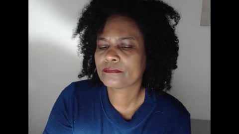 Snapshot of roushlove chatting on 11, 6, 2026 luxa online show from 11, 6, 2026