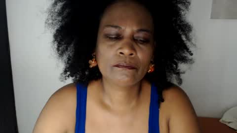Snapshot of roushlove chatting on 10, 7, 2026 luxa online show from 10, 7, 2026