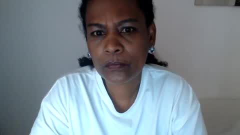 Snapshot of roushlove chatting on 22, 7, 2026 luxa online show from 22, 7, 2026