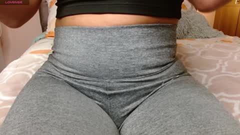 Snapshot of rouss_henao chatting on 1, 2, 2025 Rouss marie henao online show from 1, 2, 2025