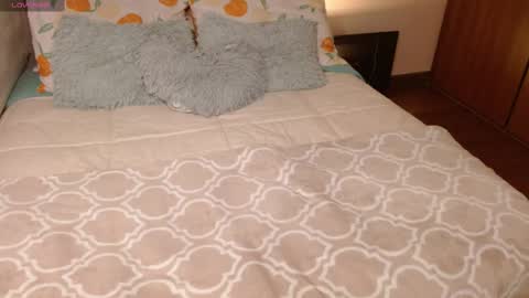 Snapshot of rouss_henao chatting on 11, 2, 2025 Rouss marie henao online show from 11, 2, 2025