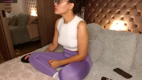 Snapshot of rouss_henao chatting on 3, 3, 2025 Rouss marie henao online show from 3, 3, 2025