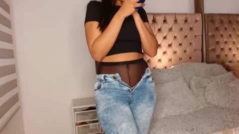 Snapshot of rouss_henao chatting on 13, 10, 2025 Rouss marie henao online show from 13, 10, 2025