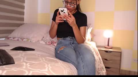 Snapshot of rouss_henao chatting on 12, 6, 2026 Rouss marie henao online show from 12, 6, 2026