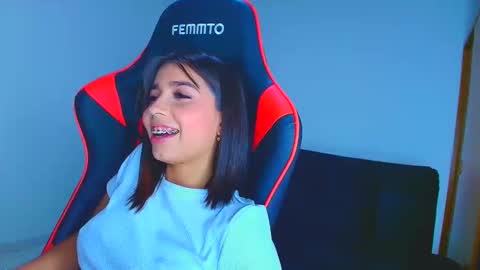 rousse_violet online show from 26, 9, 2025