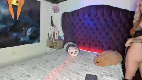 I am lisa and excited that men masturbate for me online show from 23, 1, 2025