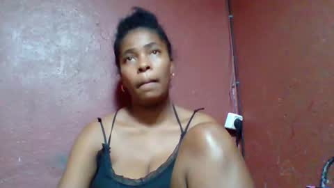 rovaelyah online show from 1, 2, 2026