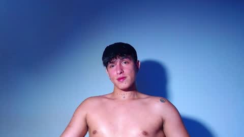 rowanboy23 online show from 18, 4, 2026