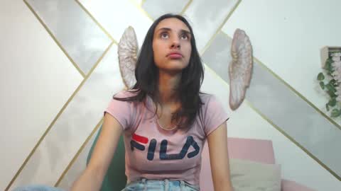   online show from 20, 2, 2025