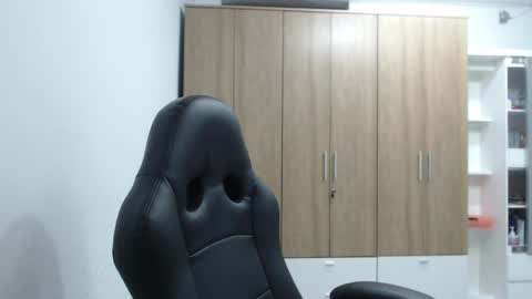 Roxana online show from 8, 5, 2026