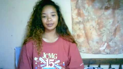 Snapshot of roxanne_98 chatting on 19, 1, 2025 roxanne_98 online show from 19, 1, 2025