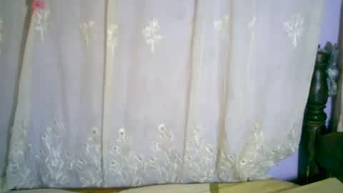 Snapshot of roxanne_98 chatting on 15, 2, 2025 roxanne_98 online show from 15, 2, 2025