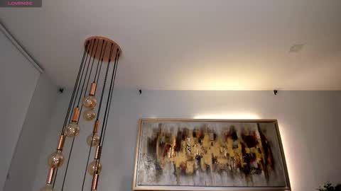 Roxanne Hill  online show from 18, 1, 2026