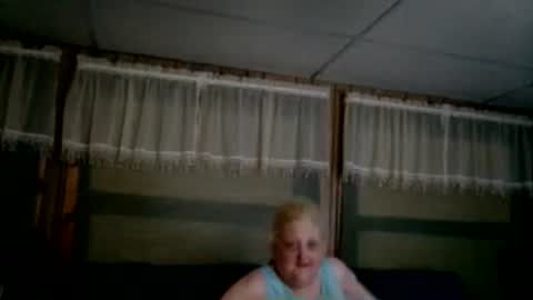 Roxi online show from 10, 3, 2026