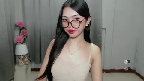 Snapshot of roxie_fuckdoll chatting on 9, 1, 2025 Roxie online show from 9, 1, 2025
