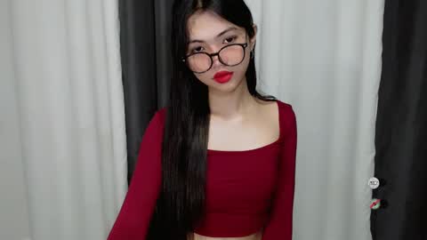 Snapshot of roxie_fuckdoll chatting on 14, 1, 2025 Roxie online show from 14, 1, 2025