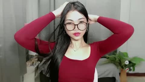 Snapshot of roxie_fuckdoll chatting on 7, 2, 2025 Roxie online show from 7, 2, 2025