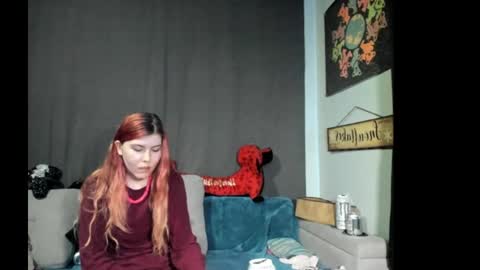 roxihazeleyes online show from 27, 9, 2025