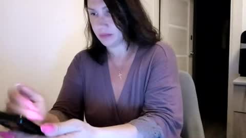 Snapshot of roxolanaa_sexy chatting on 29, 6, 2026 ROXOLANAA SEXY online show from 29, 6, 2026