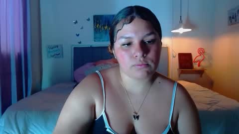 Snapshot of roxxie_07 chatting on 8, 9, 2025 roxxie_07 online show from 8, 9, 2025