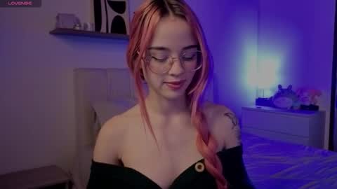 Roxxy online show from 17, 12, 2025