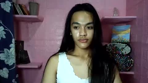 Snapshot of roxy358888 chatting on 22, 11, 2025 roxy358888 online show from 22, 11, 2025