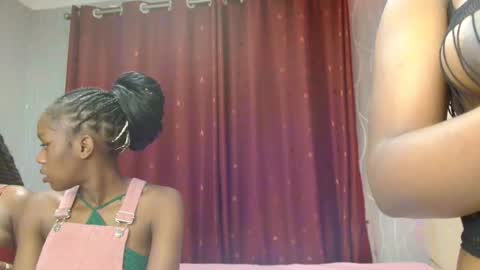 Snapshot of roxy_heather chatting on 28, 2, 2026 Roxy online show from 28, 2, 2026