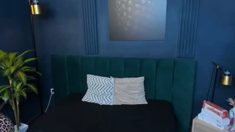 Roxy hell online show from 30, 10, 2025