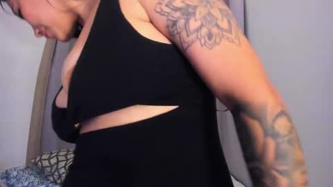 Snapshot of roxy_hell chatting on 23, 5, 2026 Roxy hell online show from 23, 5, 2026