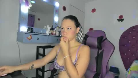 Snapshot of roxy_lu_07 chatting on 9, 5, 2026 Roxy online show from 9, 5, 2026