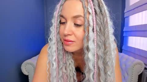 Roxy online show from 25, 1, 2025