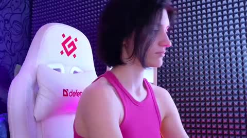 roxy_riot_ online show from 28, 2, 2025