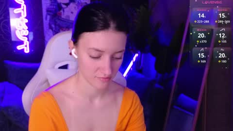 roxy_riot_ online show from 14, 4, 2026