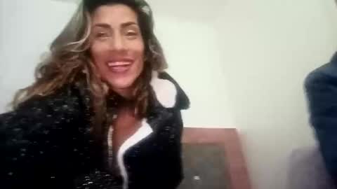 Snapshot of roxy_roxxan chatting on 1, 11, 2025 - online show from 1, 11, 2025