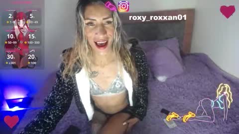 Snapshot of roxy_roxxan chatting on 2, 11, 2025 - online show from 2, 11, 2025