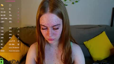 Snapshot of roxy_sunny chatting on 11, 11, 2025 Roxy GMT2 Mon 10 AM - 4 PMTue 10 AM - 4 PM Wed 10 AM - 4 PM Sat 10 AM - 4 PM Sun 10 AM - 4 PM. online show from 11, 11, 2025