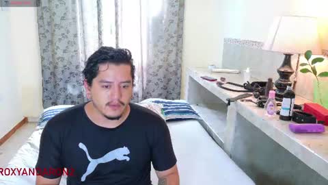 Snapshot of roxyandaron2 chatting on 9, 6, 2026 RoxyAron online show from 9, 6, 2026