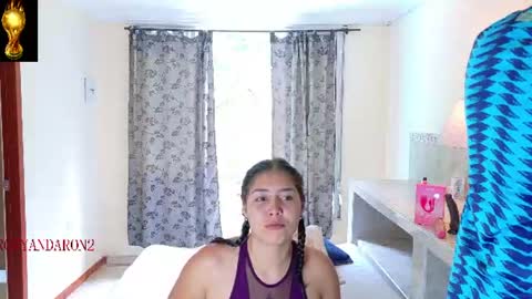 Snapshot of roxyandaron2 chatting on 20, 6, 2026 RoxyAron online show from 20, 6, 2026